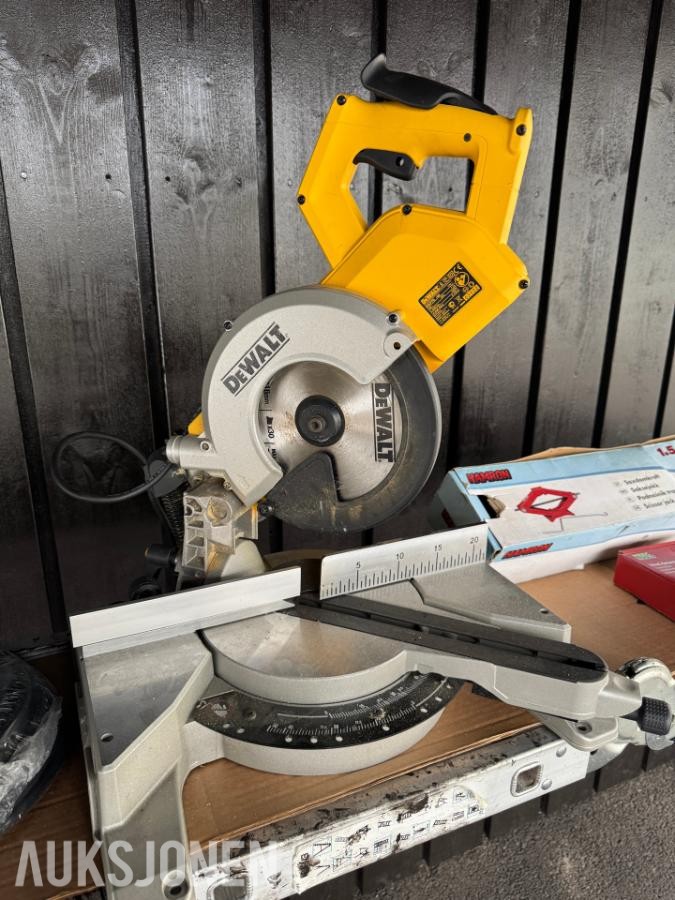 DeWalt kapp/gjærsag DW770 -QS, Hamron saksjekk, skjøte ledning, fettpresse 